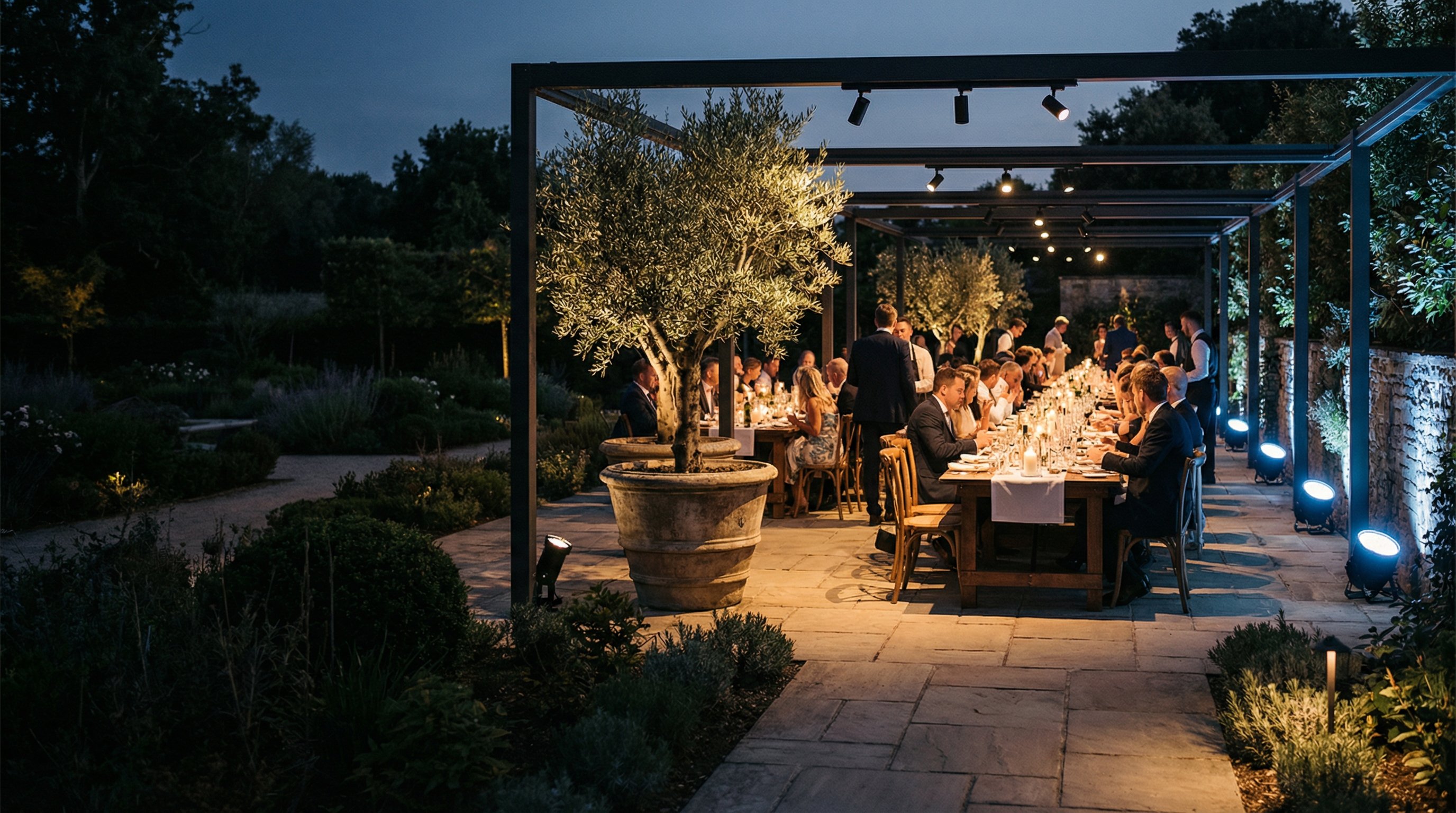 Track Lights vs Sistemas Magnéticos: ¿Cuál elegir para tu evento?